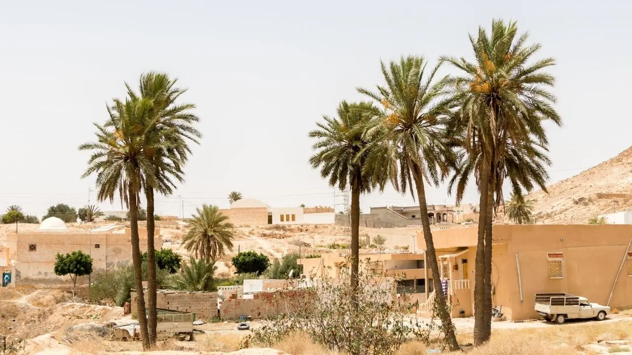 Matmata na Tunísia atrai multidões com casas subterrâneas e cenário de cinema